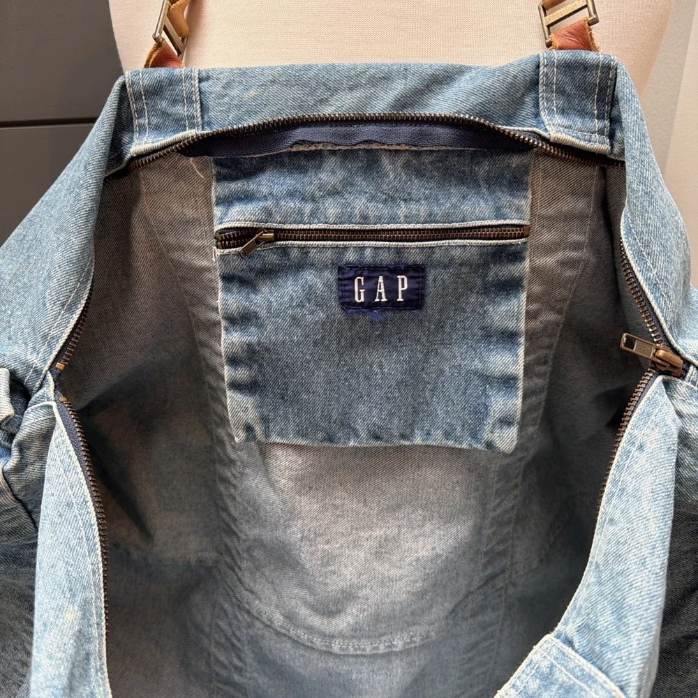 Vintage GAP Weekender Travel Tote Bag Blue Denim Duffle Large Zip Leather Trim - Picture 2 of 5